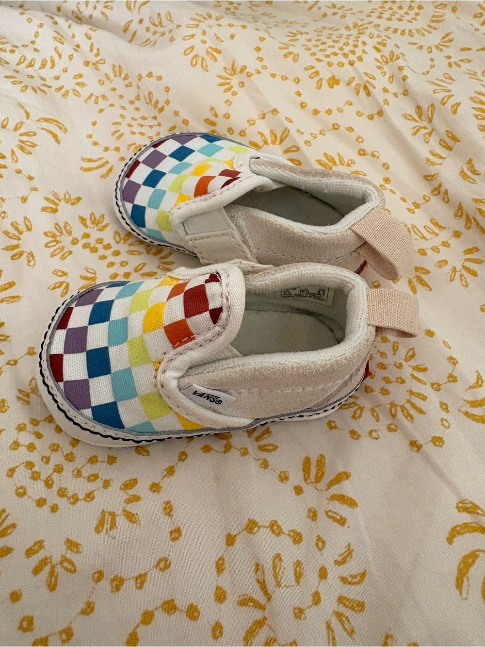 Vans Checkered Baby Beige Canvas Slip-On Sneakers with Rainbow Accent - Picture 4 of 4
